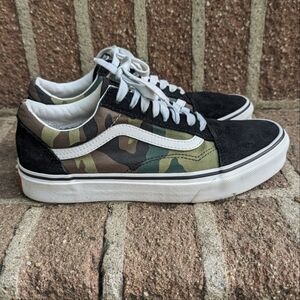 Vans Size 6.5 Men 8 Women's Camouflage